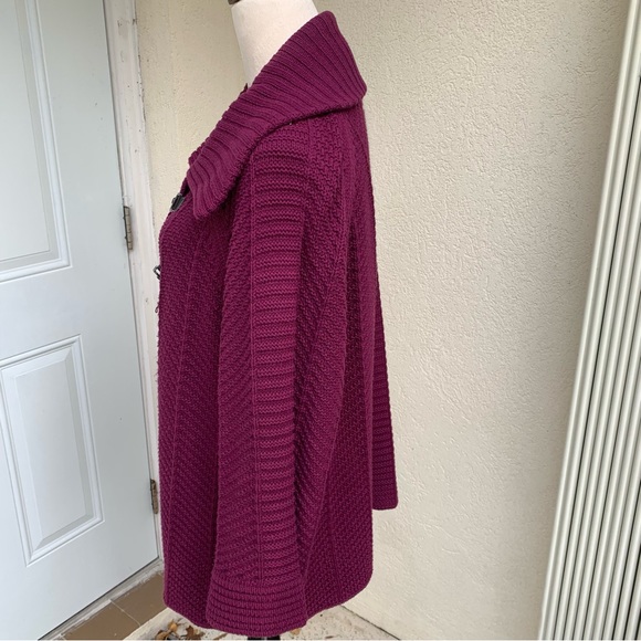 JM COLLECTION. Fucsia Cardigan. Snap. 
2 Buckles. Knit Collared Raglan S… - Picture 4 of 8